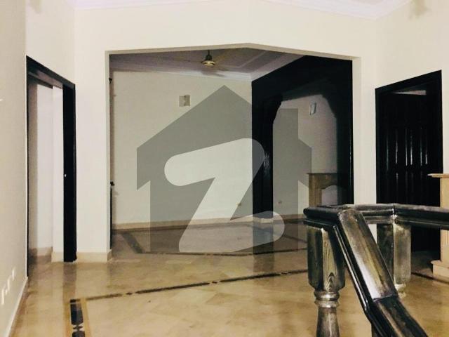 Beautiful 4 Bed House Available For Sale Location F 11/3