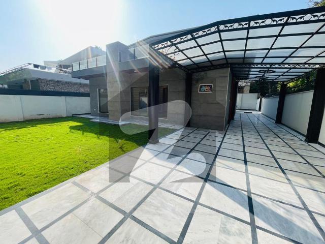Beautiful 4 Bedroom Full House for Rent in F 8/ Islamabad F 8