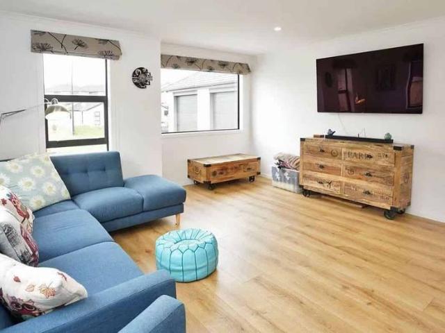 Beautiful 4 Bedroom Family Home in Sought After Flagstaff