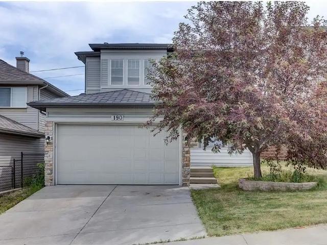Beautiful 4 bedroom home in Panorama hills