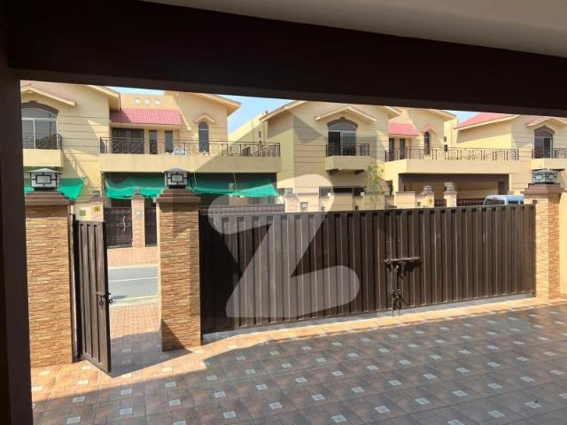 Beautiful 5 Bed Brig House available for urgent Sale in Askari 10 Sec F! Askari 10