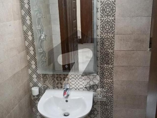 Beautiful 5 Bed Brig House For Urgent Rent On Prime Location In Askari 10 Sec S! Askari 10