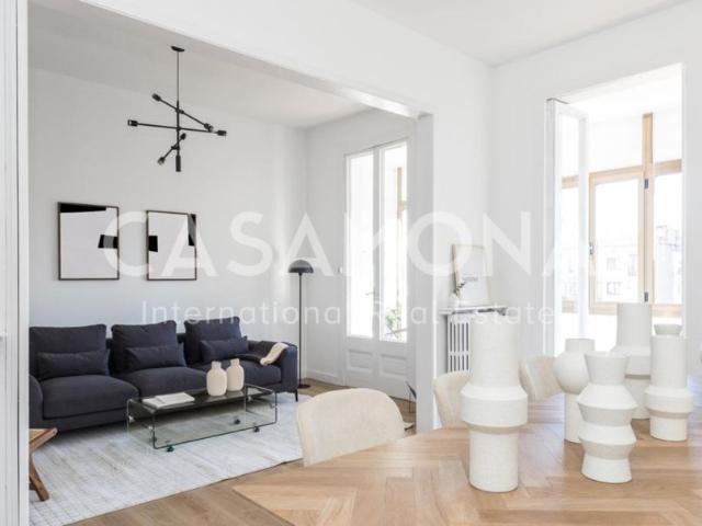 Beautiful 5 Bedroom Apartment Perfectly Located on Gran Via