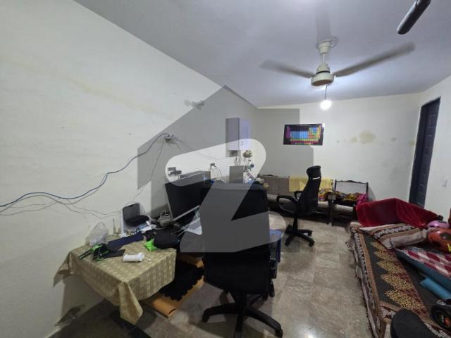 Beautiful 5 Marla House With Open 5 Marla Plot/Lawn In Razzaq Town Razaq Town