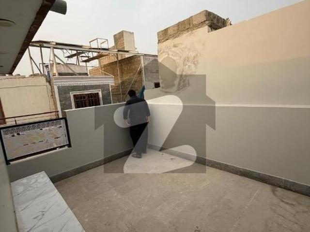Beautiful 60 Yards House In Johar Gulistan e Jauhar Block 12