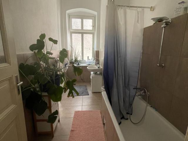 Beautiful 65 sqm 2 room Altbau apartment with balcony, Berlin Amsterdam Apartments for Rent