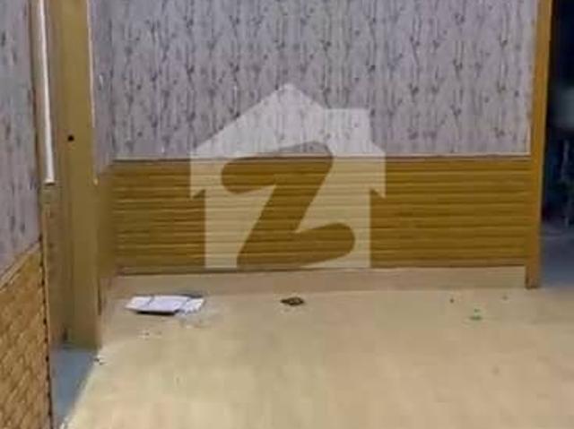 Flat Of 700 Square Feet Available In G 11