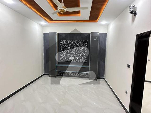 Beautiful 8 Marla House Available for Sale in Shaheen Farms Prince Road