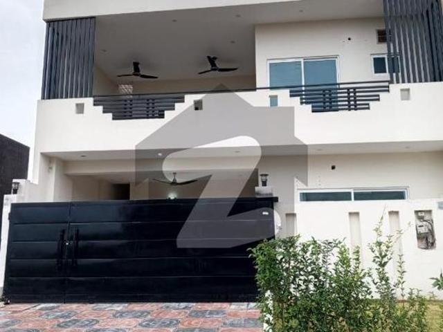 Beautiful 8 Marla House For Rent In D 12/3