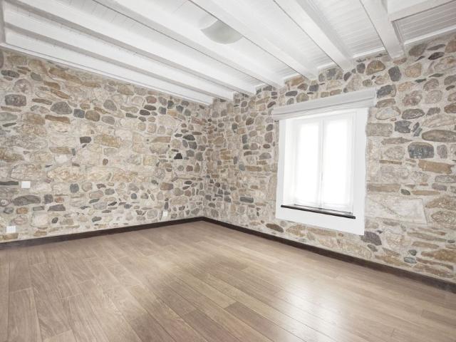 Beautiful comfortable house with independent studio