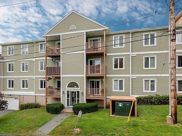Beautiful Condo For Sale By Owner. Must See!