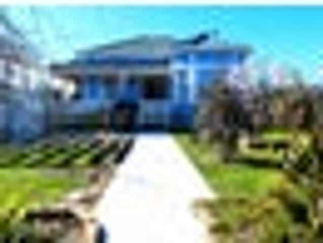 Beautiful character villa