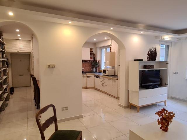 Beautiful and modern 2 room apartment