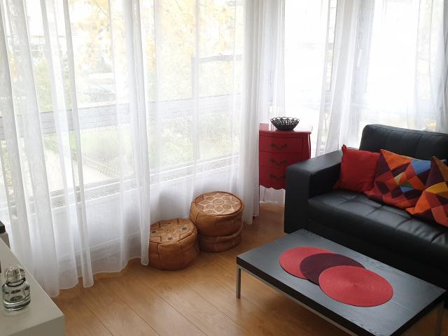 Beautiful and bright 1 separate bedroom 15 minutes from La Défense With elevator