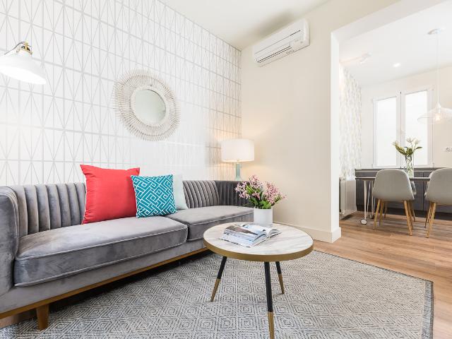 Beautiful and functional apartment on lively calle Ponzano