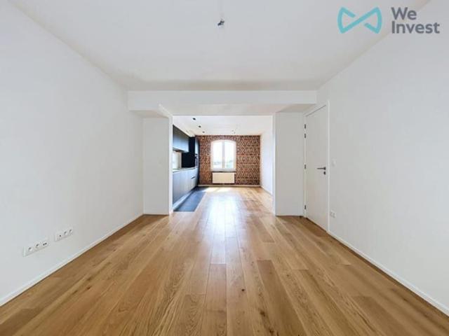 Beautiful apartment not to be missed!