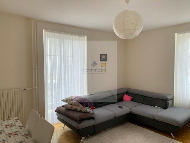 BEAUTIFUL APARTMENT WITH BALCONY CLOSE TO ALL AMENITIES