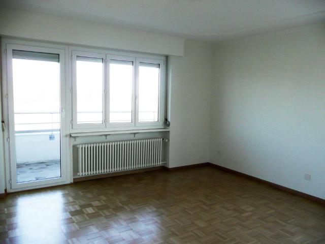 Beautiful apartment with wonderful views of the countryside – Rent without deposit!