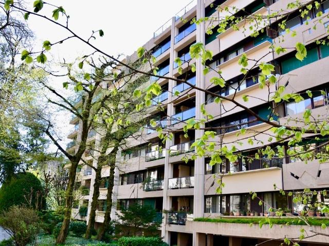 Beautiful apartment with terrace for sale in the Champel district | dreamo. Ch