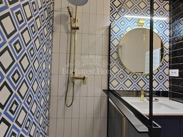 Beautiful Art Deco Designed Two Bedroom Apt Icoanei