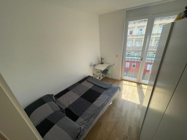 Beautiful & awesome flat in Lichtenberg, Berlin Amsterdam Apartments for Rent