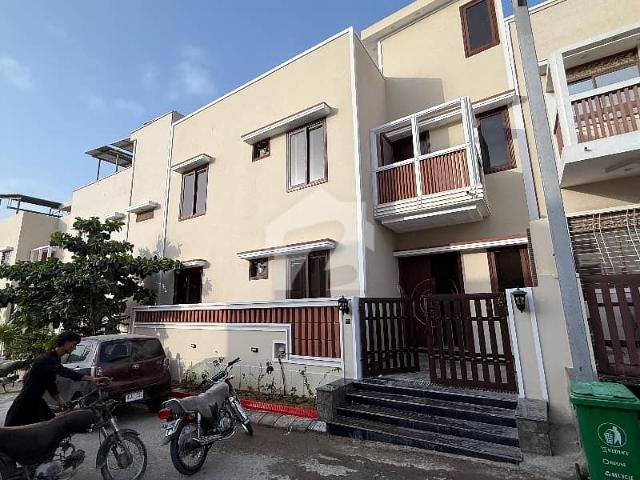 Beautiful banglow for sale in Naya Nazimabad Block A
