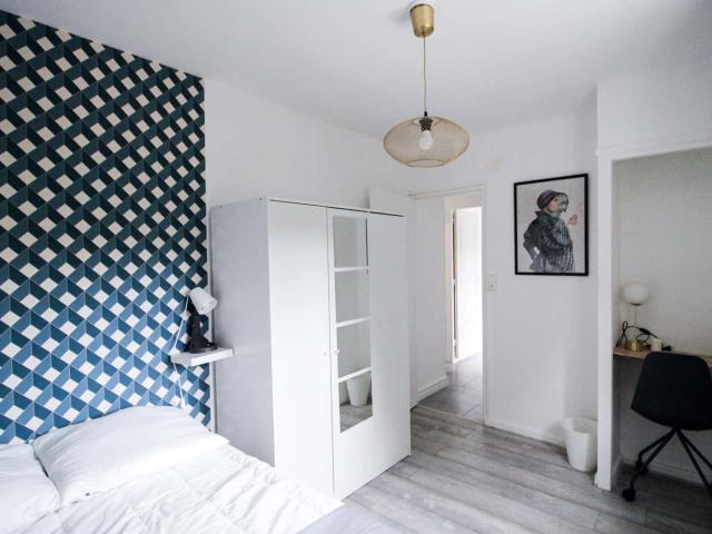 Beautiful bright room 10m² LY06