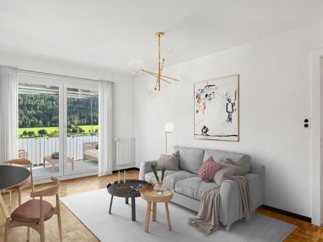 Beautiful bright 3 room apartment with balcony and elevator