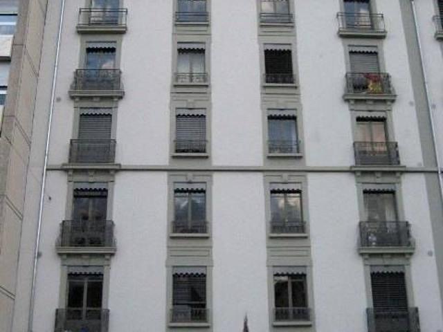 Beautiful bright 4 room apartment on the ground floor
