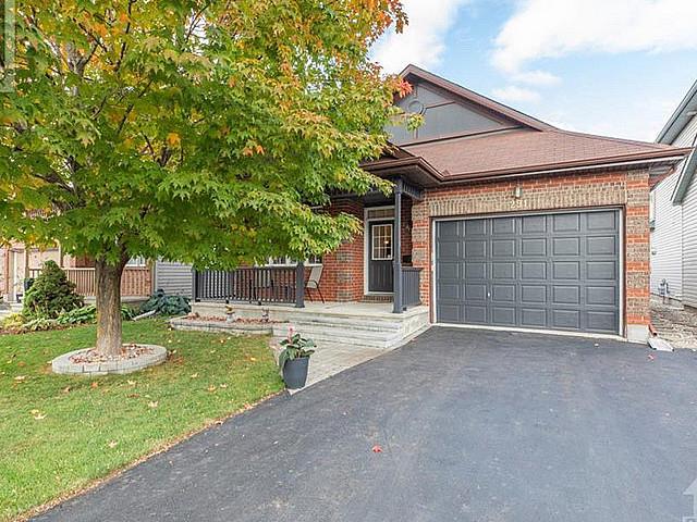 Beautiful Bungalow For Sale In Orléans!