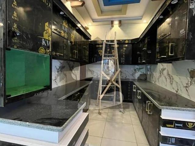 Beautiful Bungalow Scheme 33 Sector 8 A