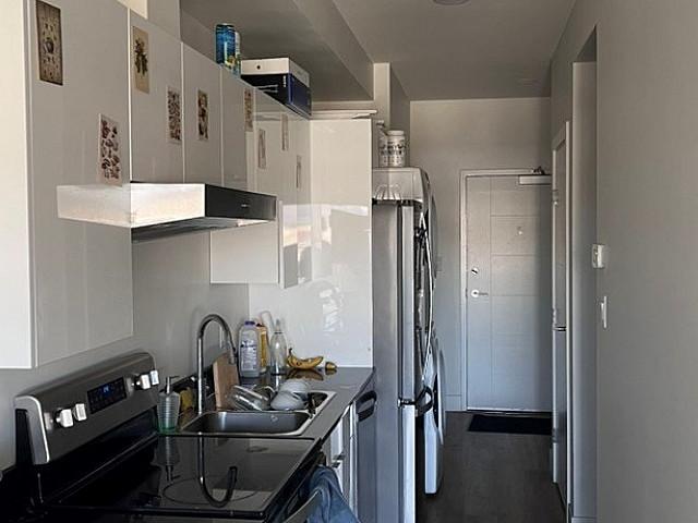 Beautiful Downtown 1 Bed 1 Bath Is Coming Available July 1st!