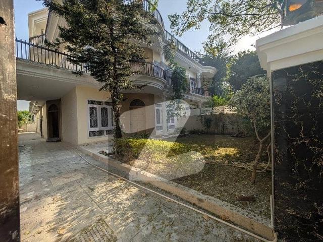 Beautiful Double Unit House For Rent In F11/4