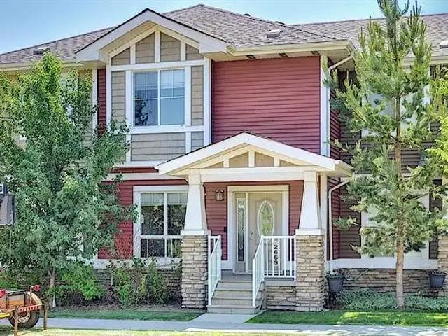 Beautiful Family Home in Award Winning Griesbach