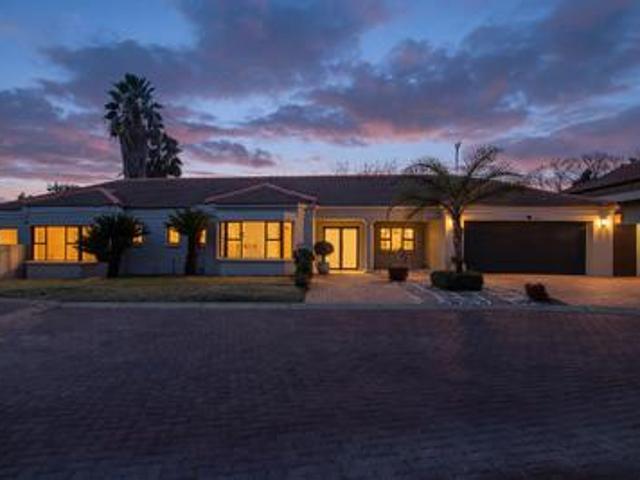beautiful family home in sought afte.