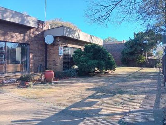 beautiful family home with excellent.