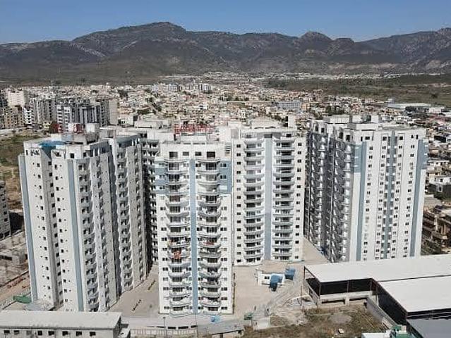Beautiful Flat 2 Bedrooms Dd corner For Sale In Capital Residencia
