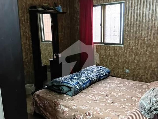 Beautiful Flat Available 3 Bed Dd At Munawar Chowrangi