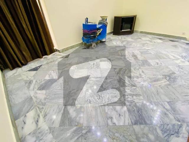 Beautiful Flat For A Good Family Available For Rent Only For Families