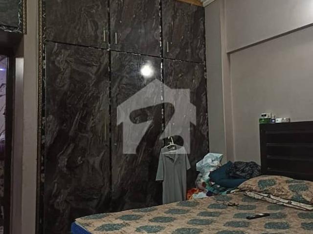 Beautiful Flat For Buy In Gulistan E Jauhar Block 7 Main University Road