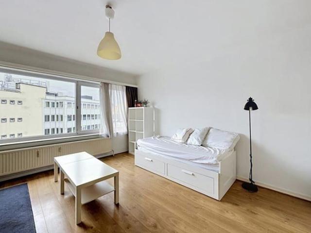 BEAUTIFUL FLAT IN LOUIZA