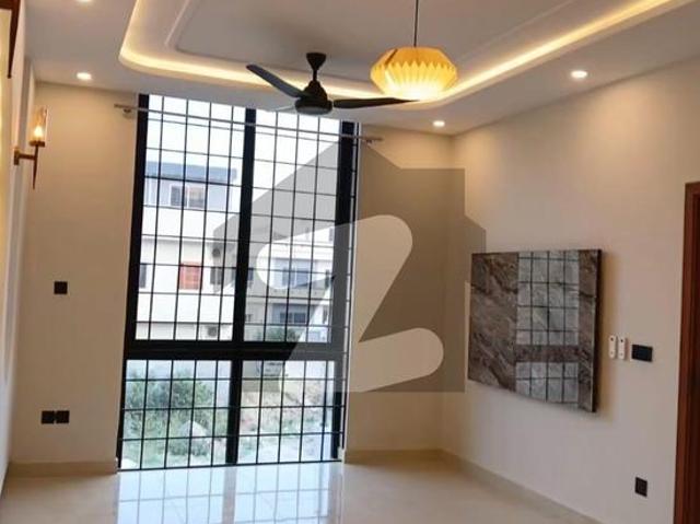 Beautiful Full house for rent D 12