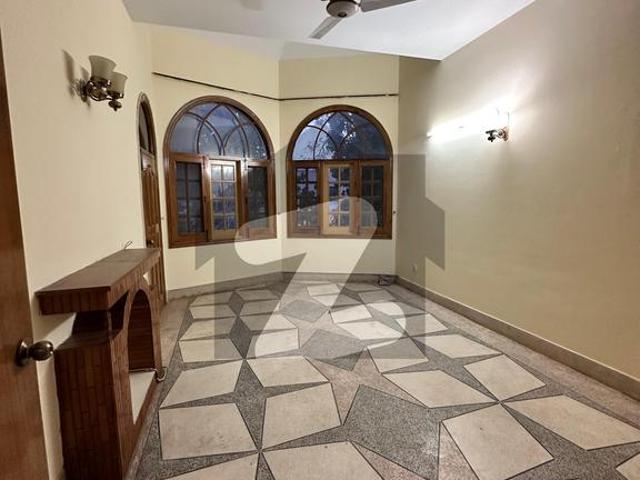 Beautiful Full House For Rent in F 10