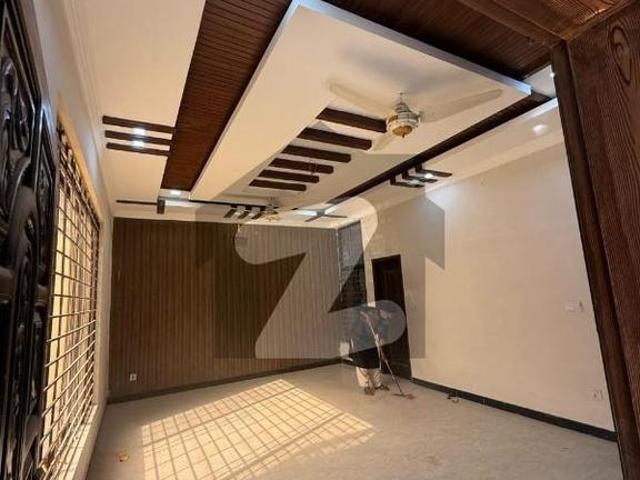 Beautiful Full House for Rent Main Boulevard, Chaklala Scheme 3 Chaklala Scheme