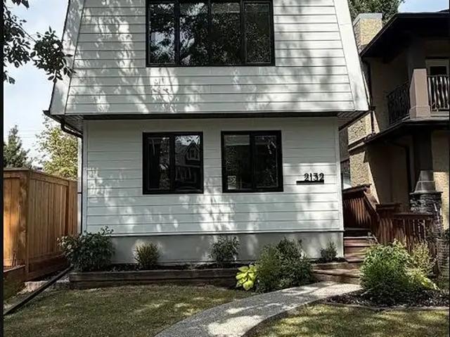 Beautiful Fully Furnished Detached Executive Home