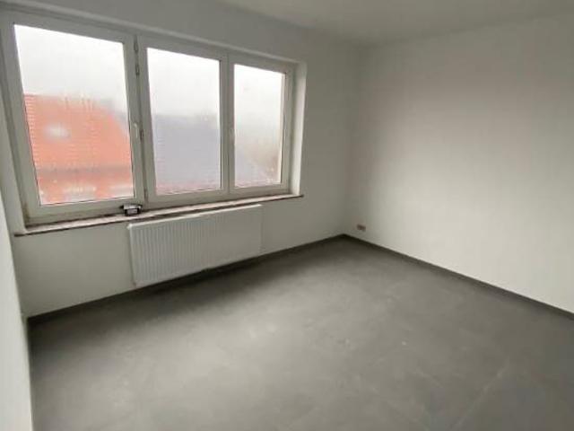 Beautiful Fully Renovated Apartment