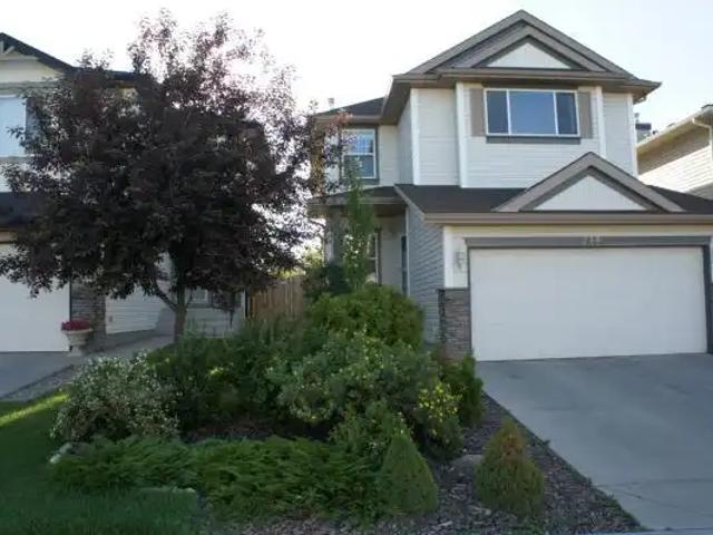 Beautiful Fully Upgrade & Cozy Home Panorama Hills NW