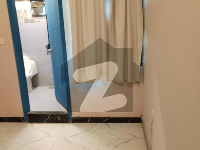 Beautiful Furnished Apartment available for Rent Best for Families and For Executive Bukhari Commercial Area