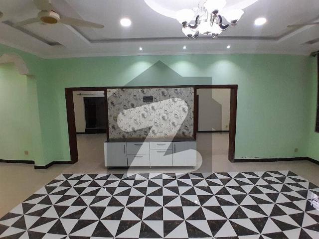 Beautiful kanal house for rent