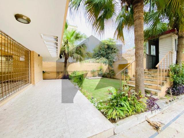 Beautiful House Available For Rent On Prime Location F 7